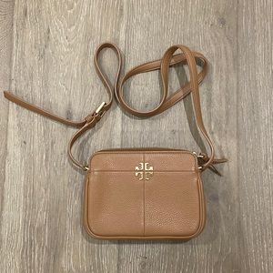 EUC Tory Burch leather crossbody purse